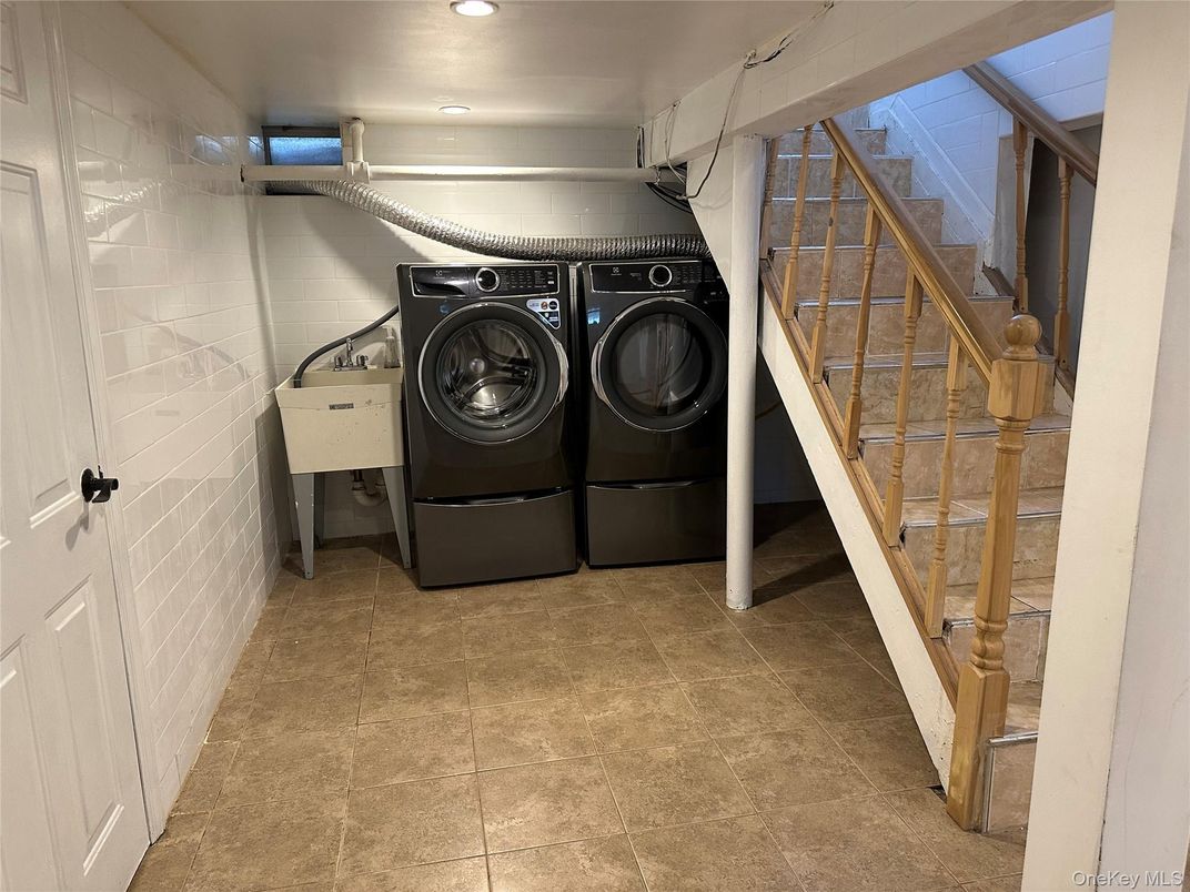 Interior, Recessed Lighting, Washer
