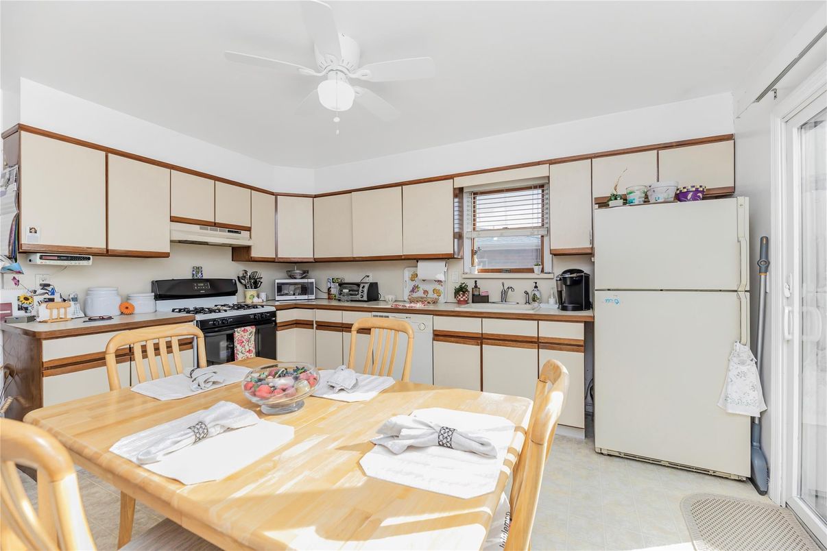 Dining room, Interior, Kitchen