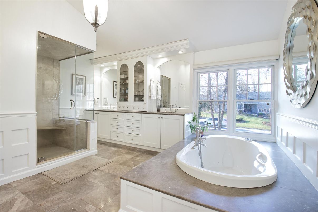 Bathroom, Dual Sink Vanities, Free Standing Baths, Glass Shower, Interior, Recessed Lighting