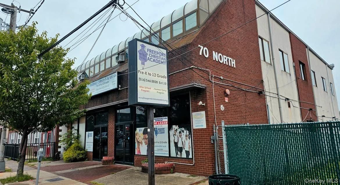 Exterior, Facade, Brick Facade, None