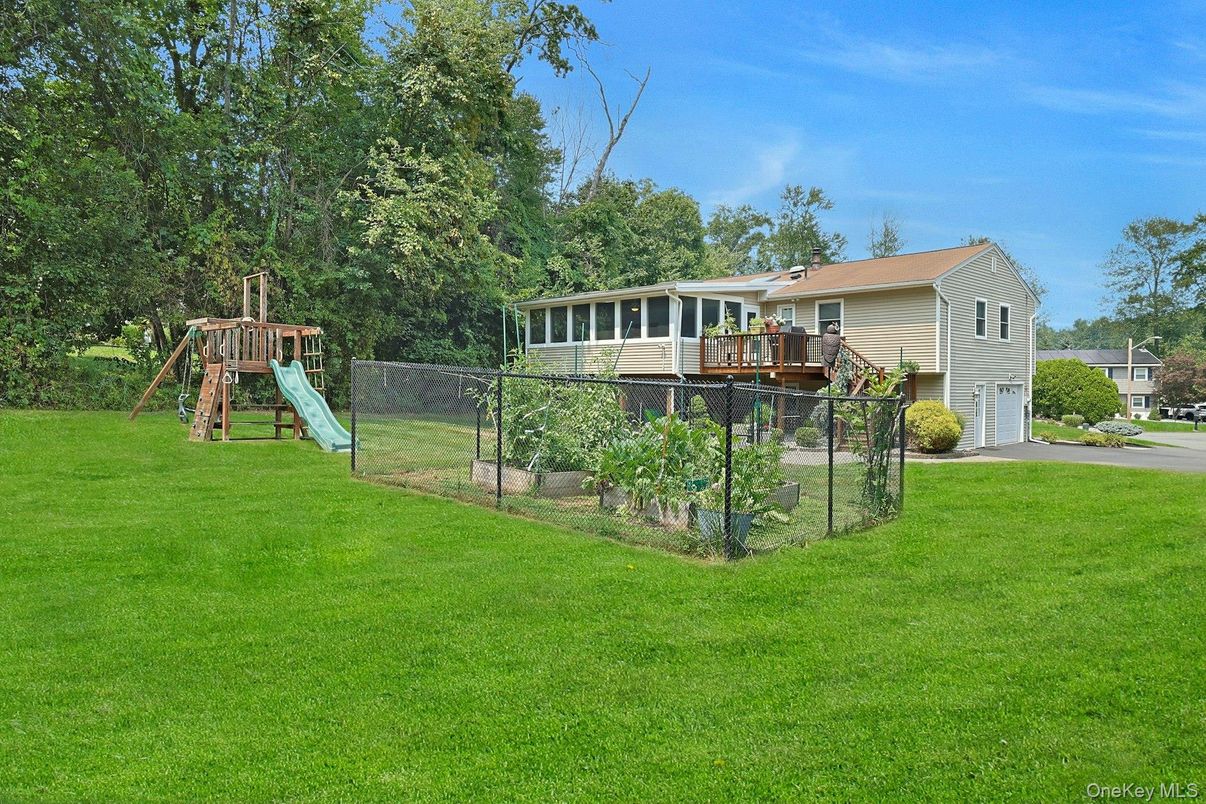 Backyard, Exterior, Playground