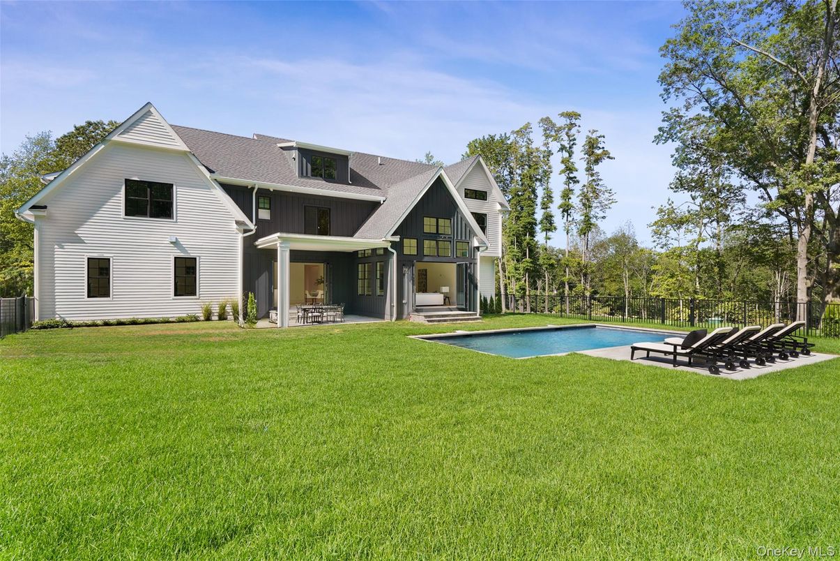 Backyard, Exterior, Pool