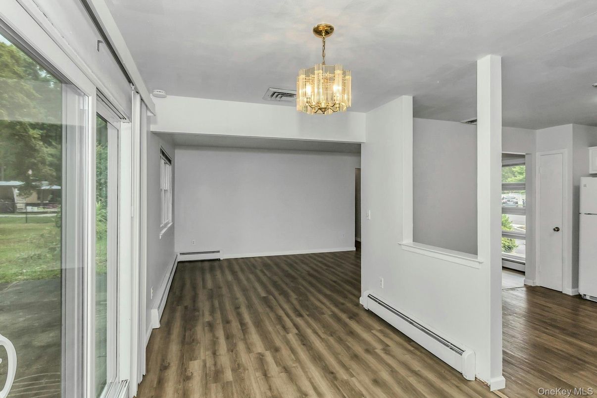 Chandelier, Empty room, Interior, Wood Texture Flooring