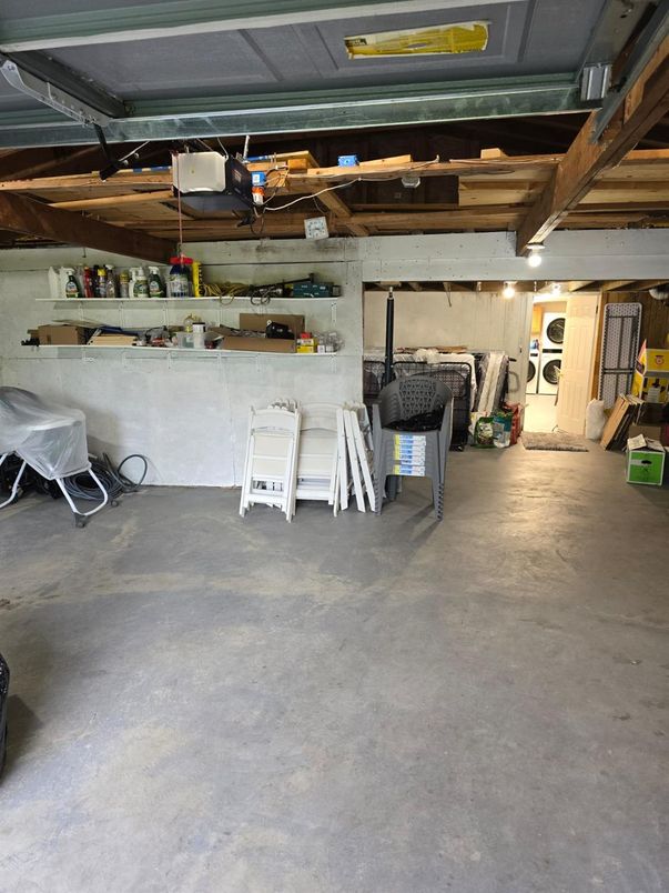 Garage, Interior