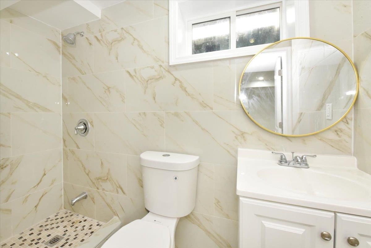 Bathroom, Interior, Marble Walls