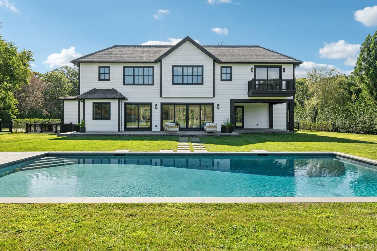 Backyard, Exterior, Pool