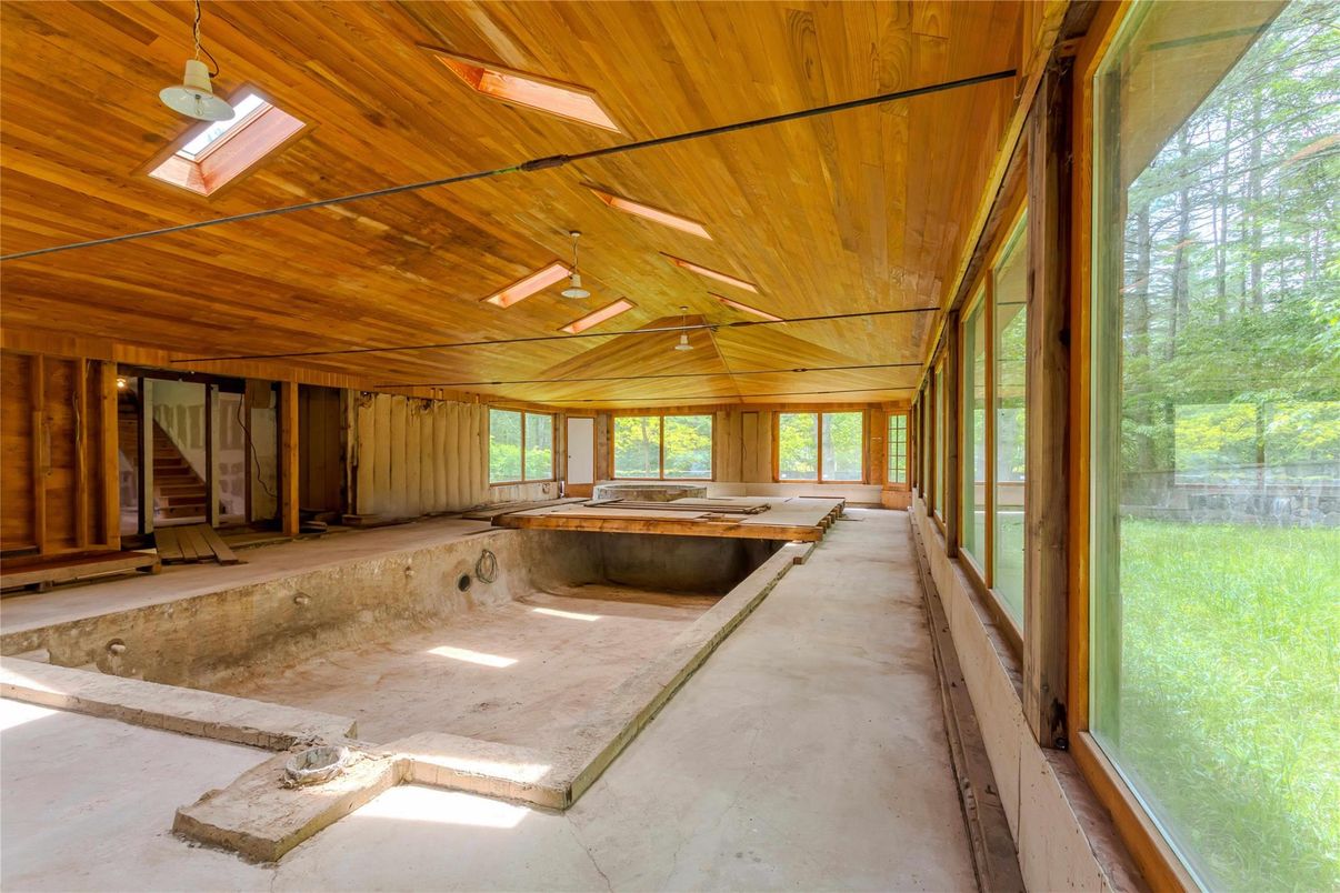 Interior, Wooden Ceilings