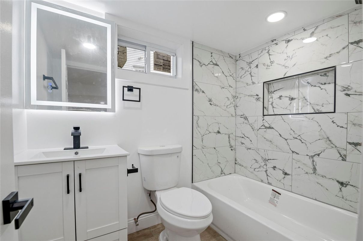 Bathroom, Interior, Marble Walls, Recessed Lighting, Wood Texture Flooring