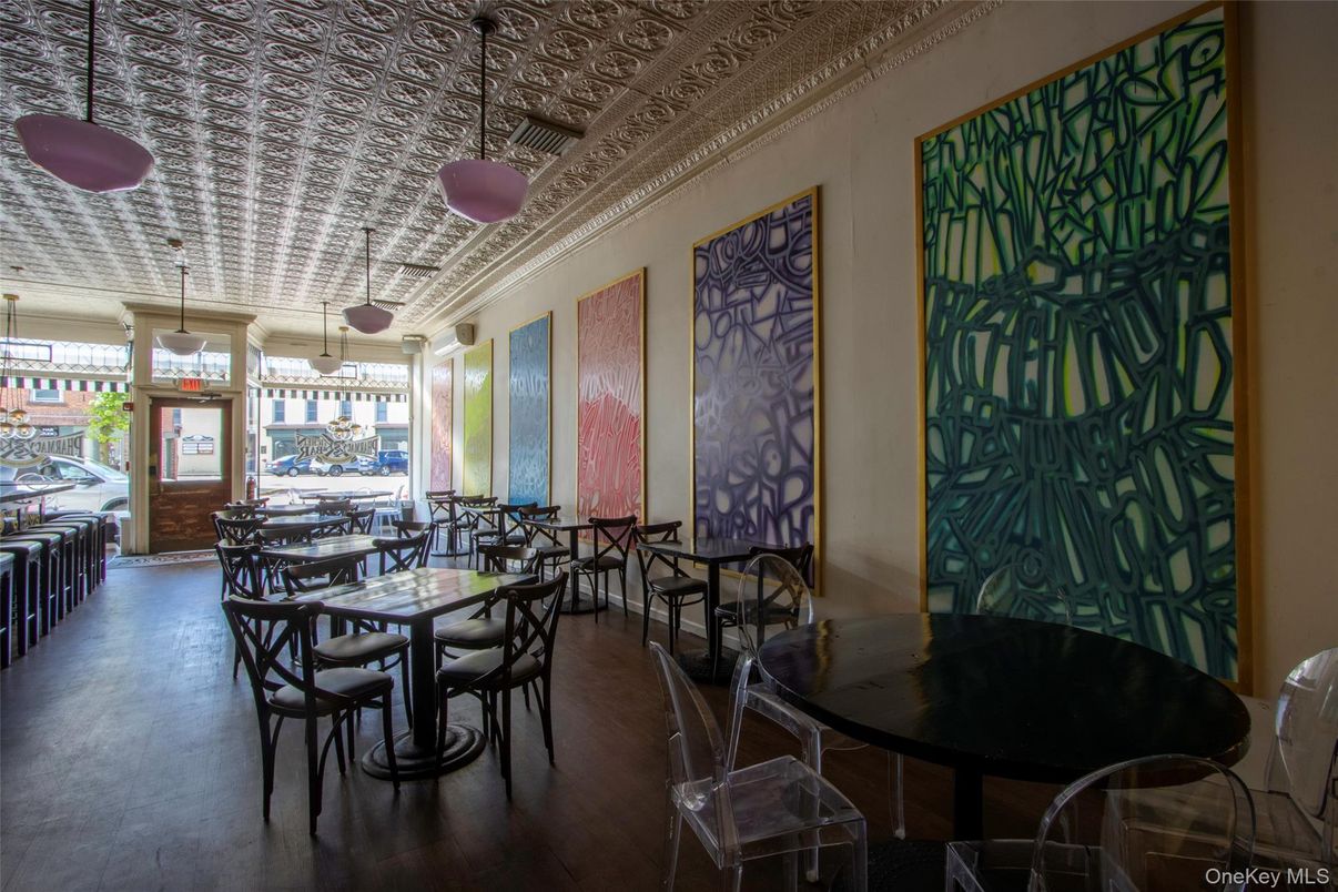 Dining room, Interior, Pendant Lights