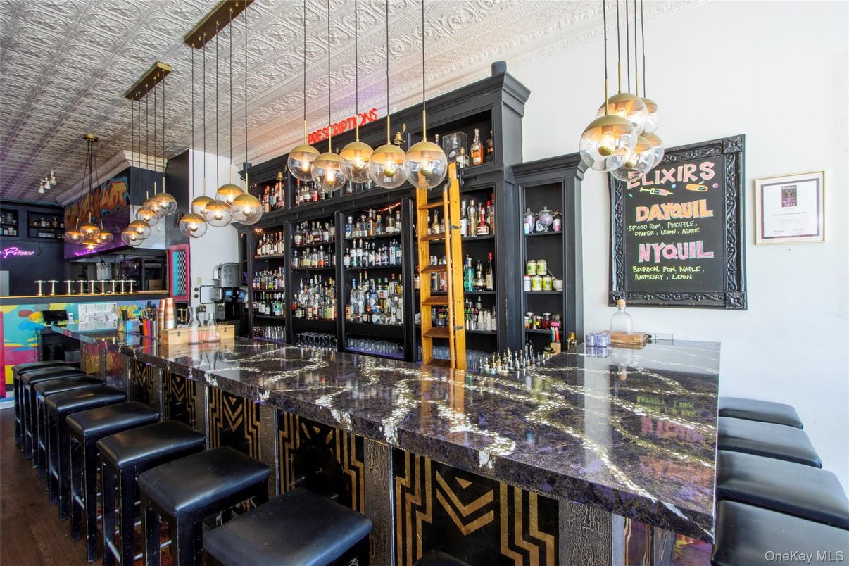 Interior, Pendant Lights, Wood Texture Flooring