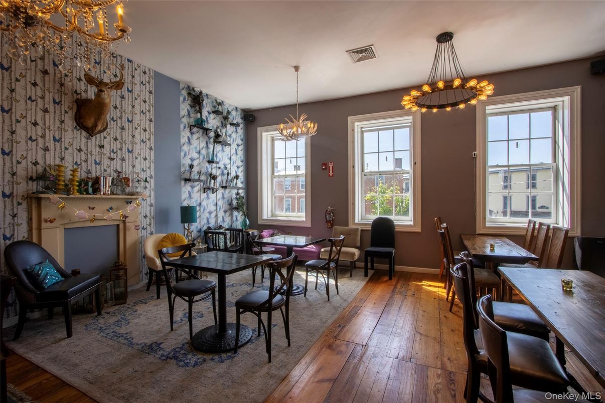 Chandelier, Dining room, Fireplace, Interior, Pendant Lights, Wood Texture Flooring