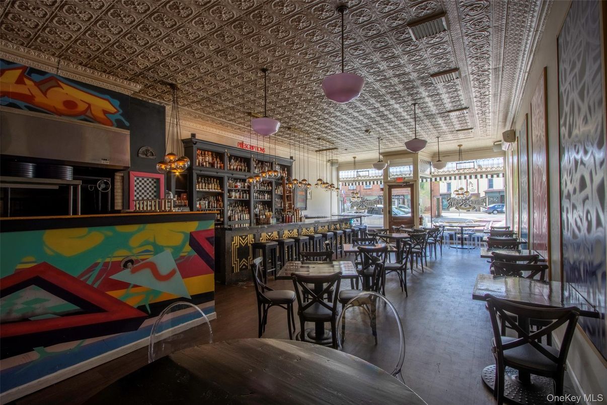 Dining room, Interior, Pendant Lights