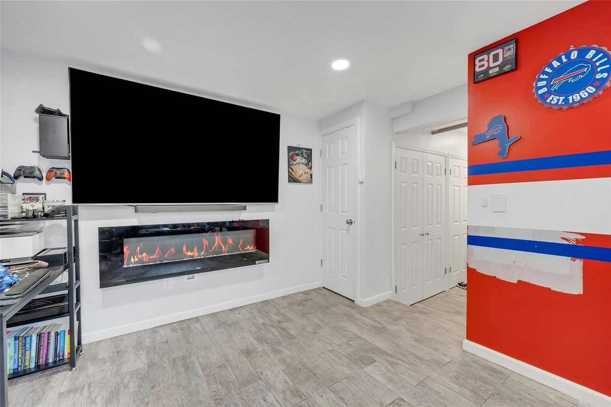 Fireplace, Interior, Recessed Lighting, Wood Texture Flooring