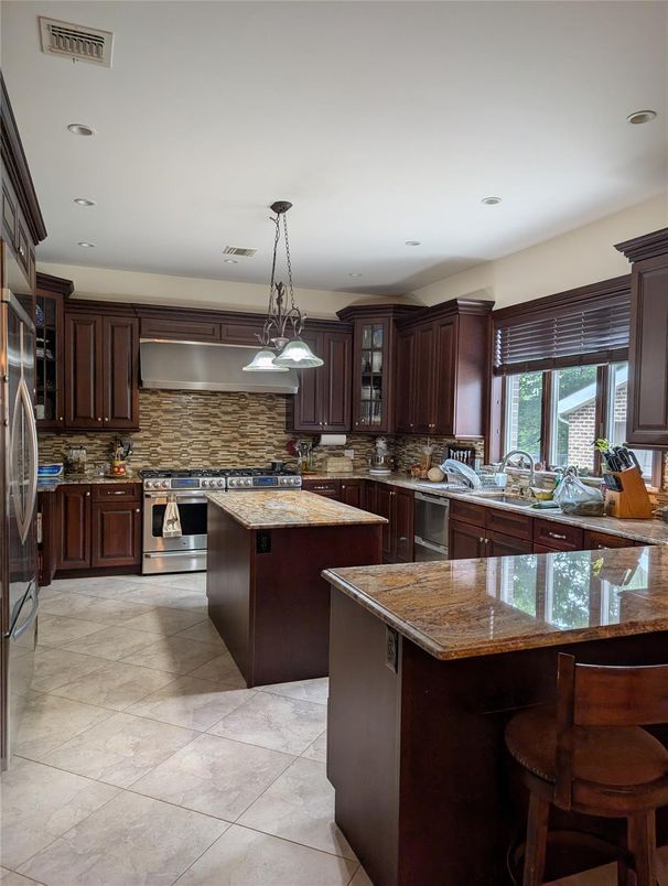 Interior, Kitchen, Pendant Lights, Recessed Lighting, Stainless Steel Appliances