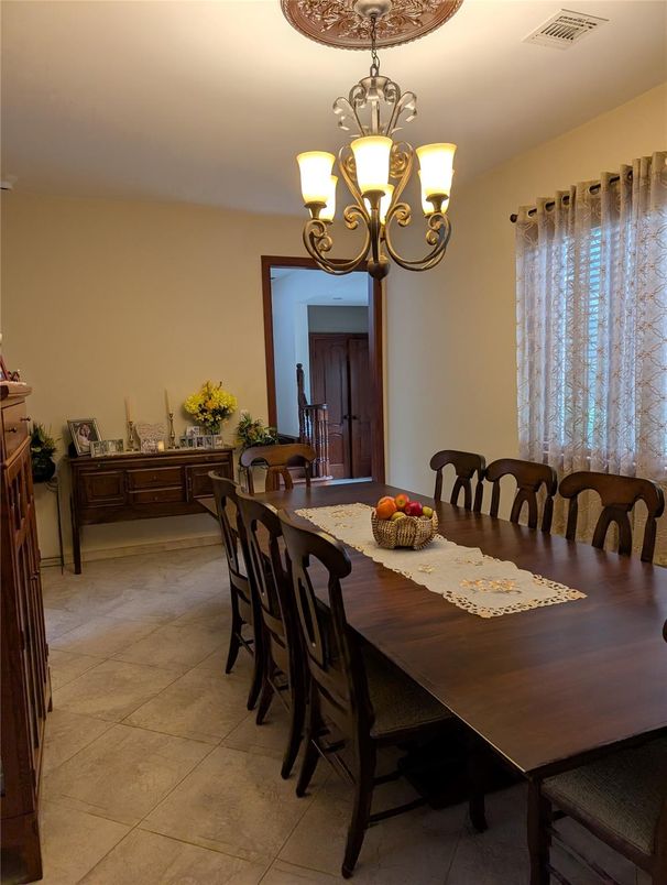 Chandelier, Dining room, Interior