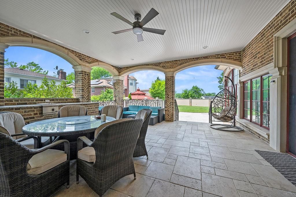 Exterior, Hot Tub