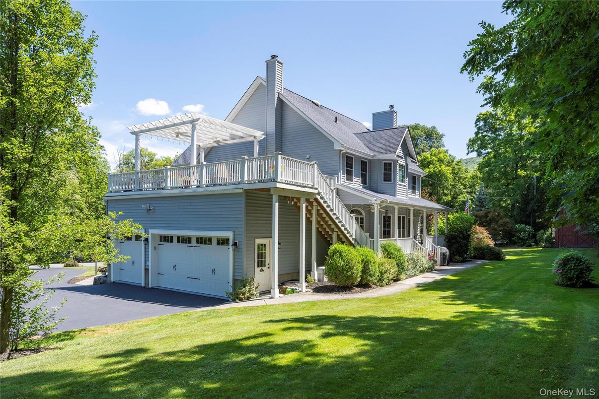 Attached, Backyard, Exterior, Facade, Farmhouse