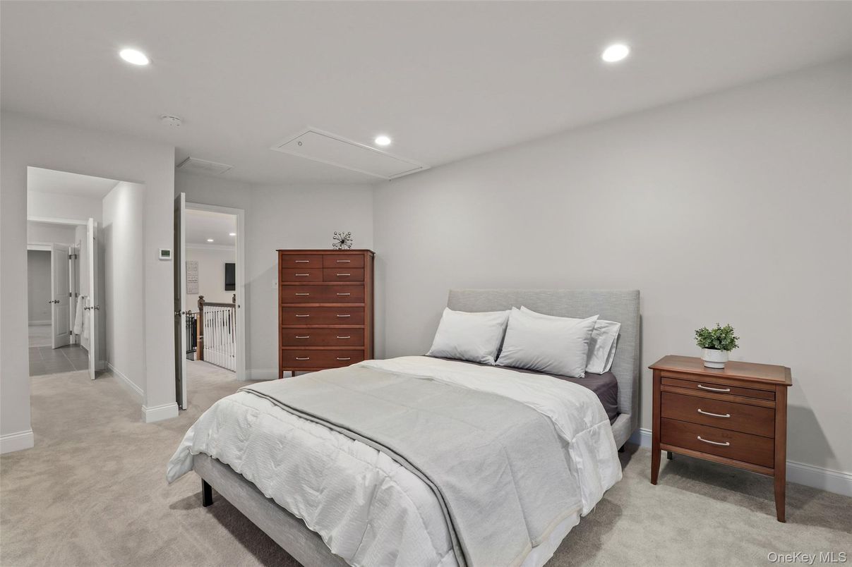 Bedroom, Interior, Recessed Lighting