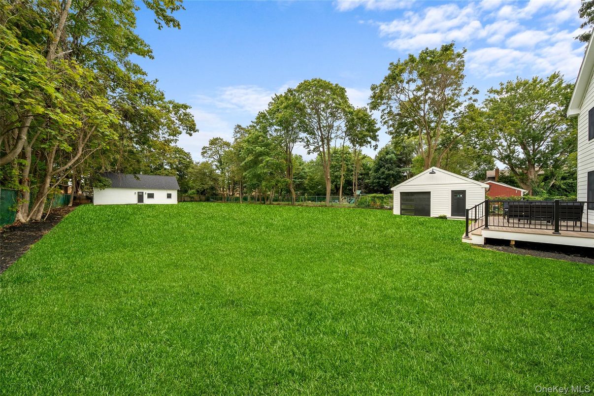 Backyard, Detached Garage, Exterior