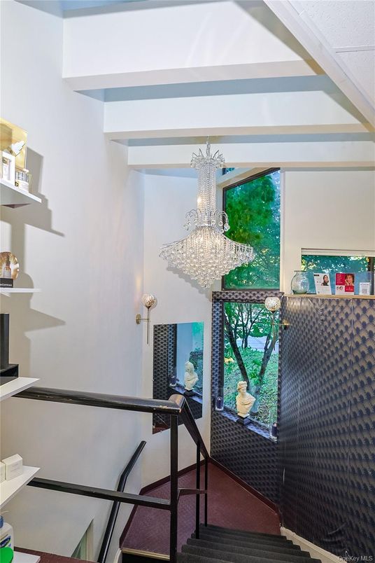 Chandelier, Interior