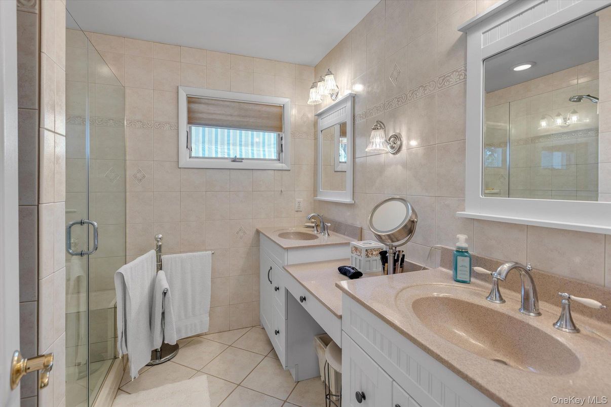 Bathroom, Dual Sink Vanities, Glass Shower, Interior