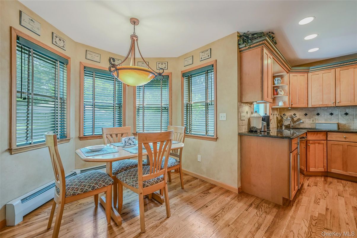 Dining room, Interior, Pendant Lights, Recessed Lighting, Wood Texture Flooring