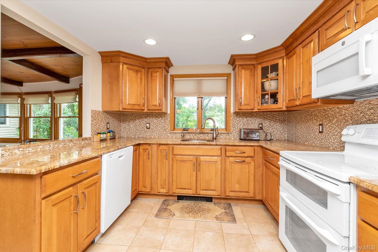 Interior, Kitchen, Recessed Lighting, Wooden Beams