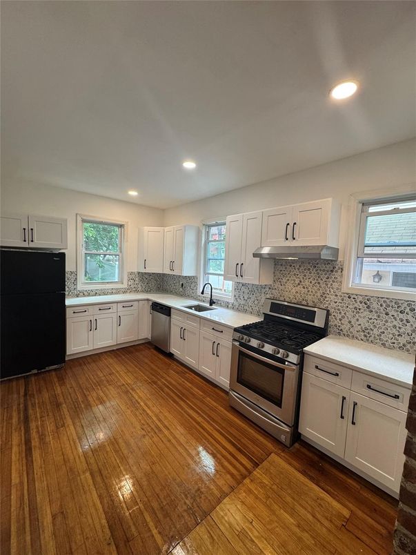 Interior, Kitchen, Recessed Lighting, Wood Texture Flooring