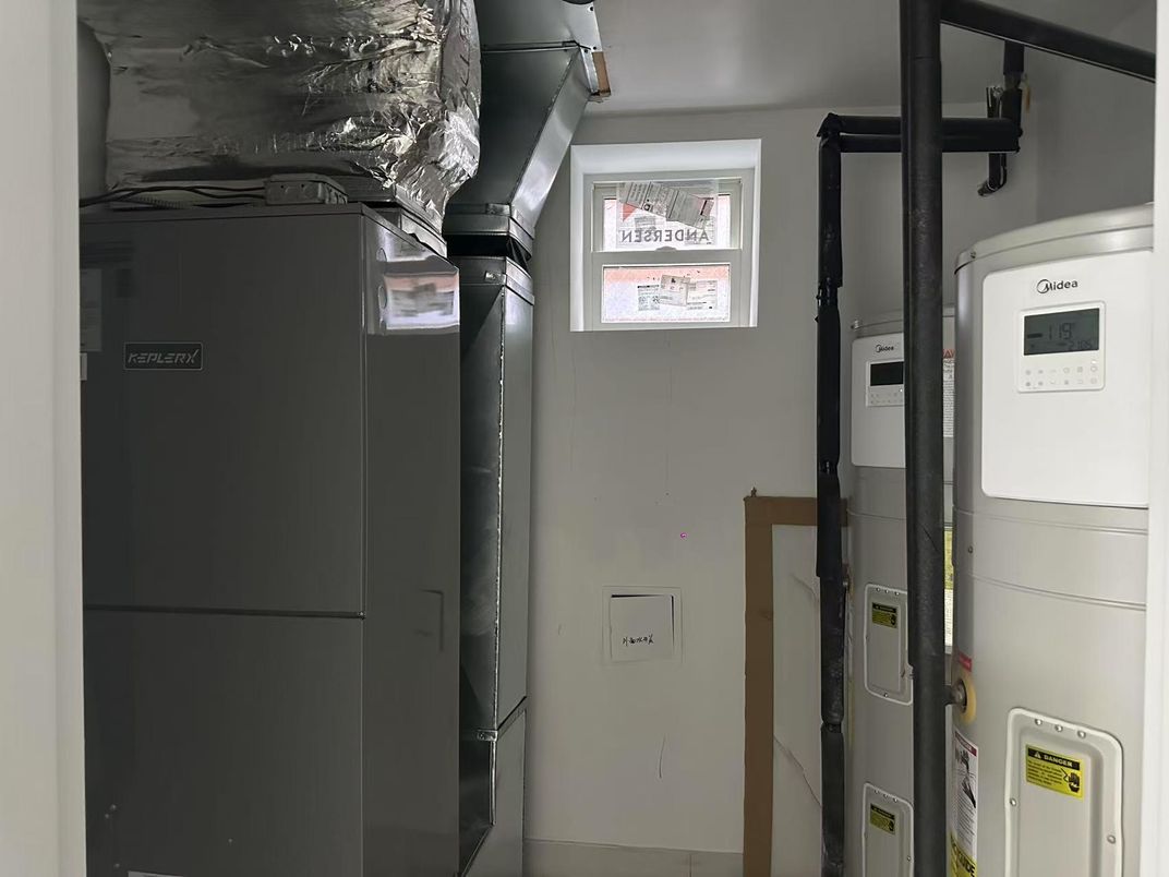 Interior, Washer