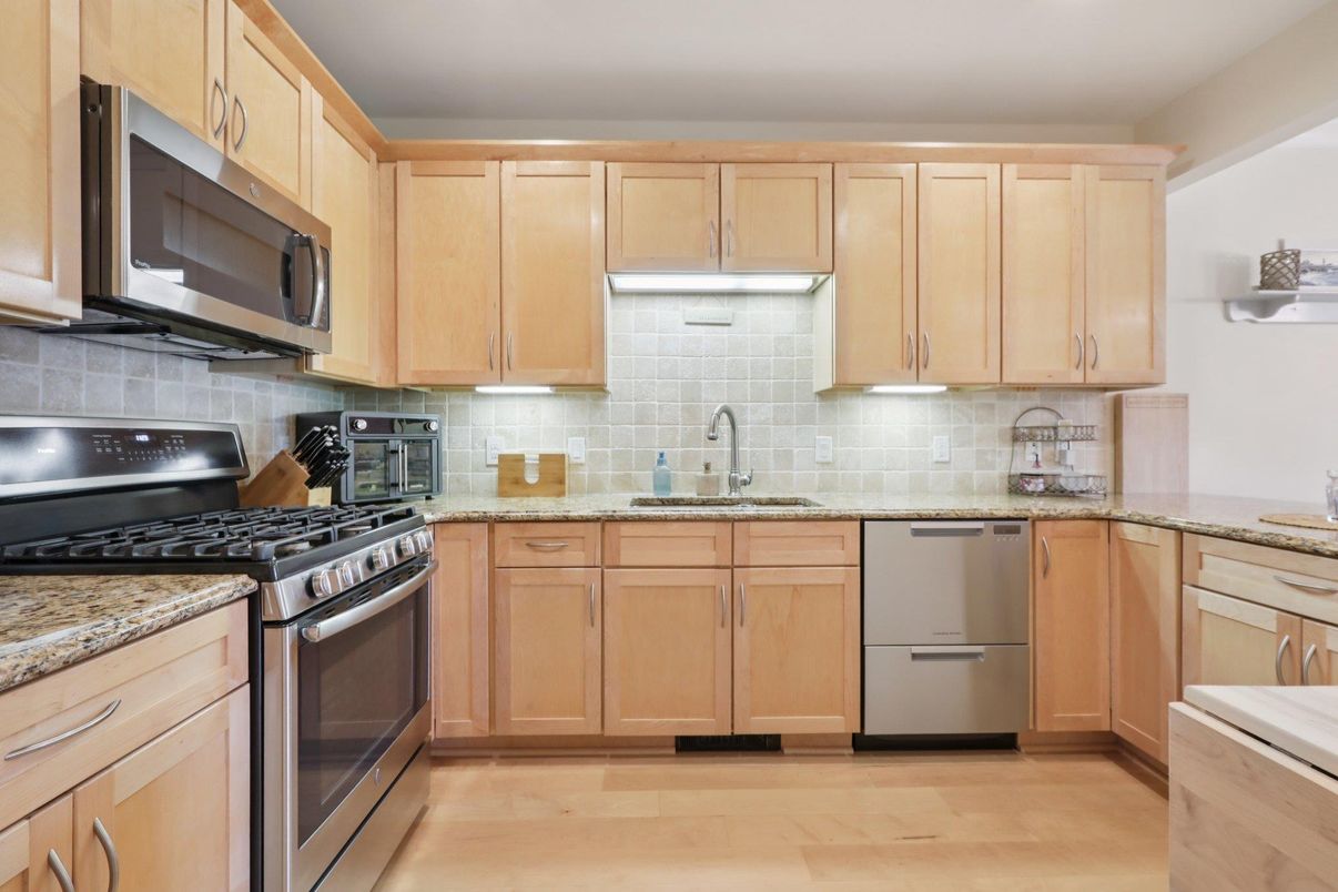 Interior, Kitchen, Stainless Steel Appliances, Wood Texture Flooring