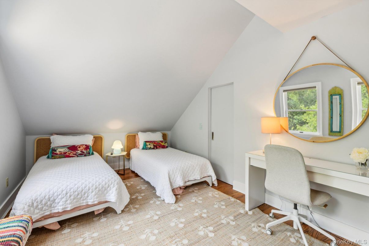 Bedroom, Home Office, Interior, Wood Texture Flooring