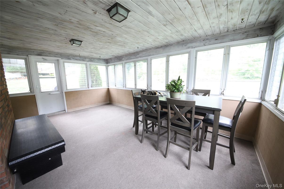 Dining room, Interior, Wooden Ceilings
