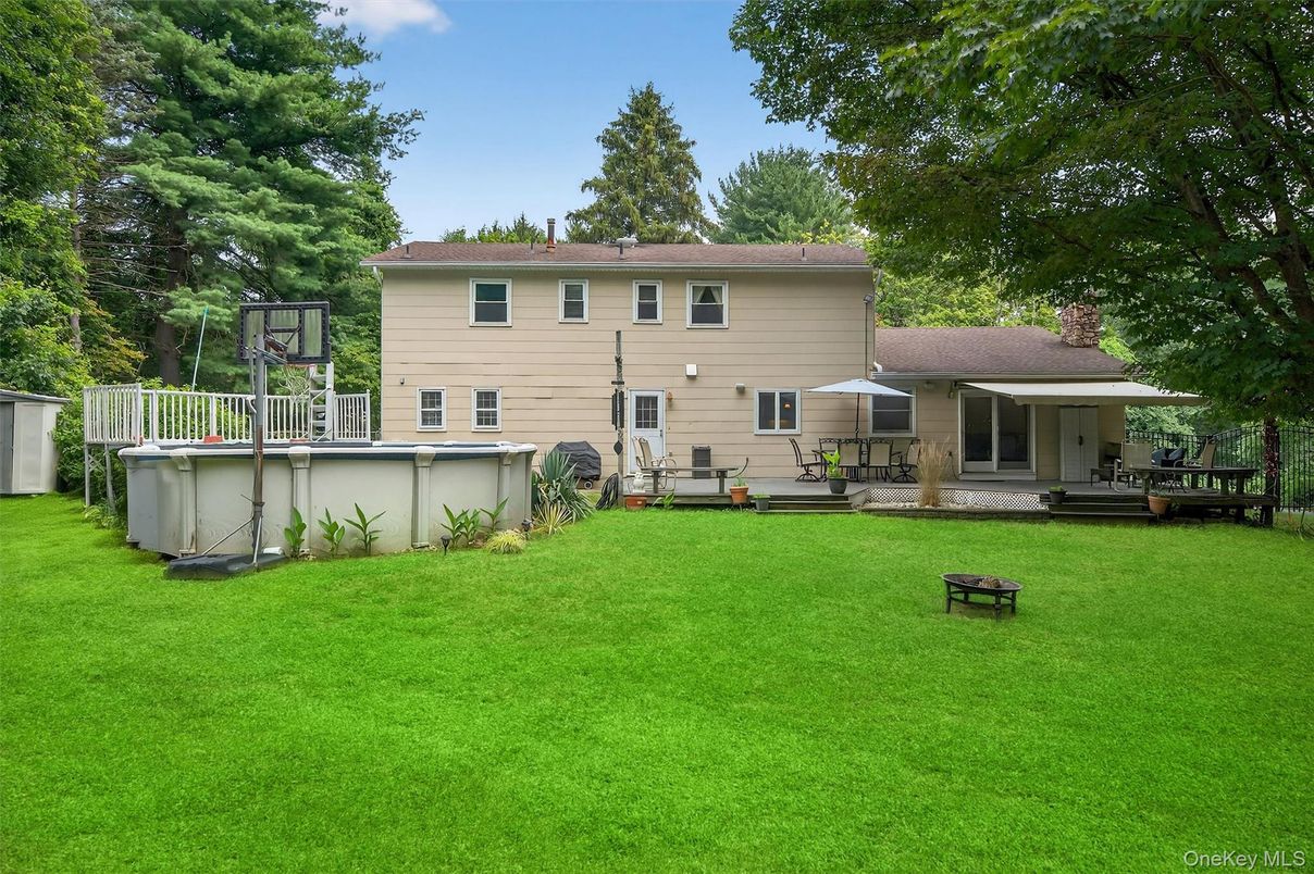Backyard, Exterior, Playground