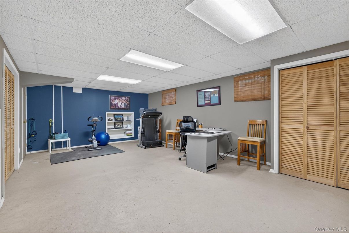 Fitness Equipment, Home Office, Interior, Recessed Lighting