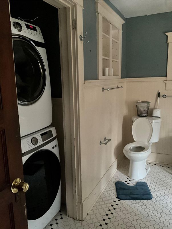 Bathroom, Interior, Utility Closets, Washer