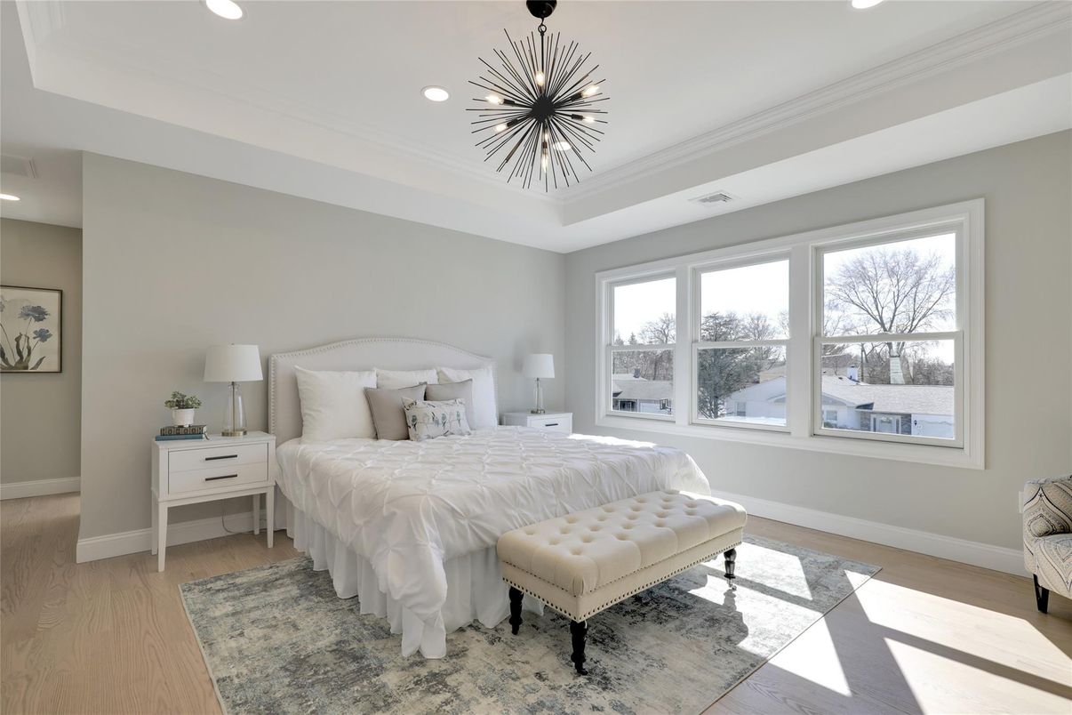 Bedroom, Interior, Pendant Lights, Recessed Lighting, Wood Texture Flooring