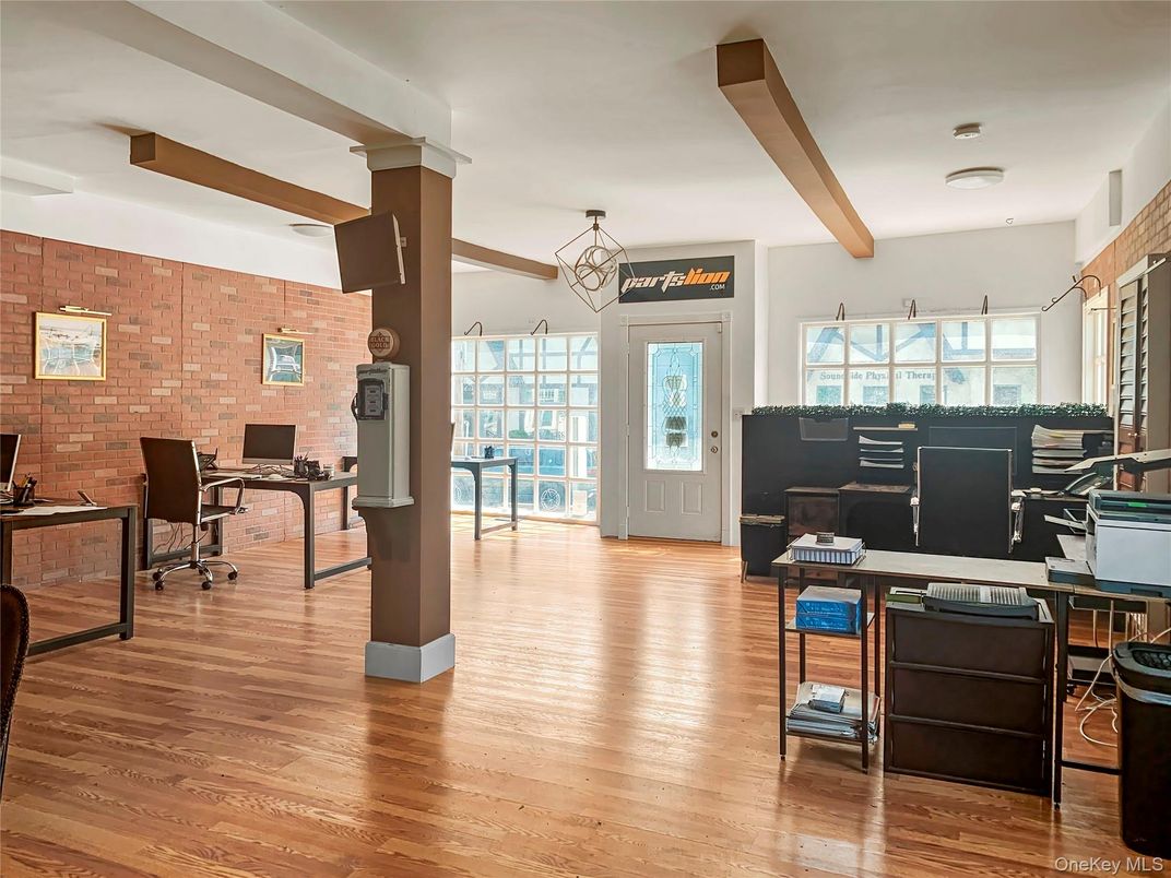 Home Office, Interior, Pendant Lights, Stone Walls, Wooden Beams, Wood Texture Flooring