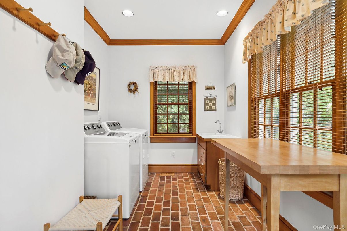 Interior, Recessed Lighting, Washer