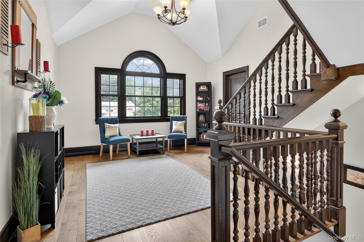 Chandelier, Interior, Wood Texture Flooring
