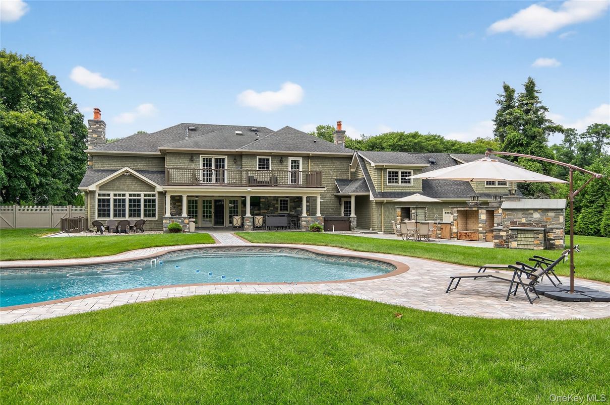 Backyard, Exterior, Pool