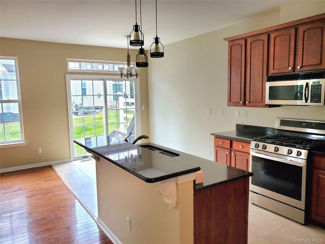 Interior, Kitchen, Pendant Lights, Wood Texture Flooring