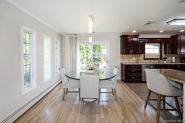 Dining room, Interior, Kitchen, Pendant Lights, Recessed Lighting, Wood Texture Flooring