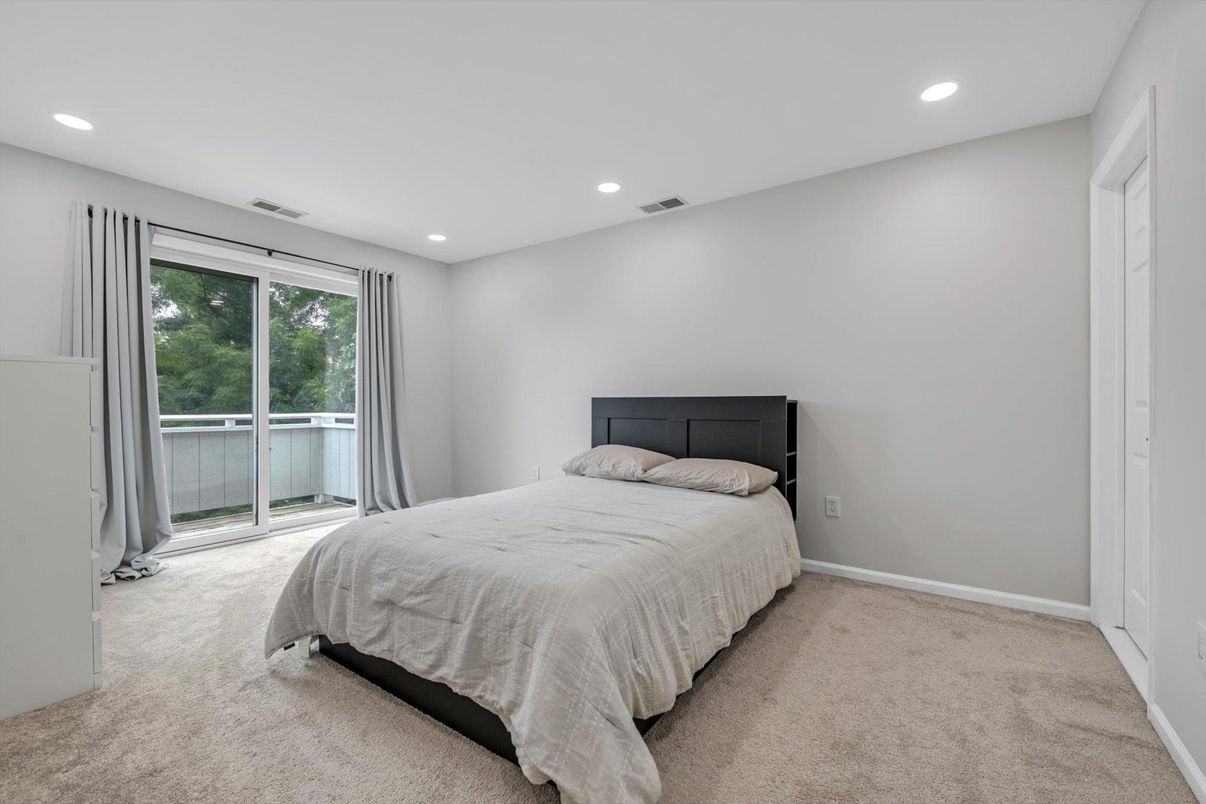 Bedroom, Interior, Recessed Lighting