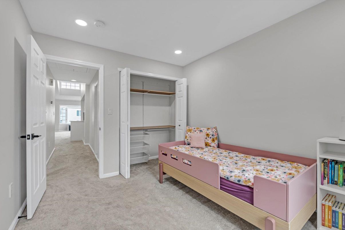 Bedroom, Interior, Recessed Lighting