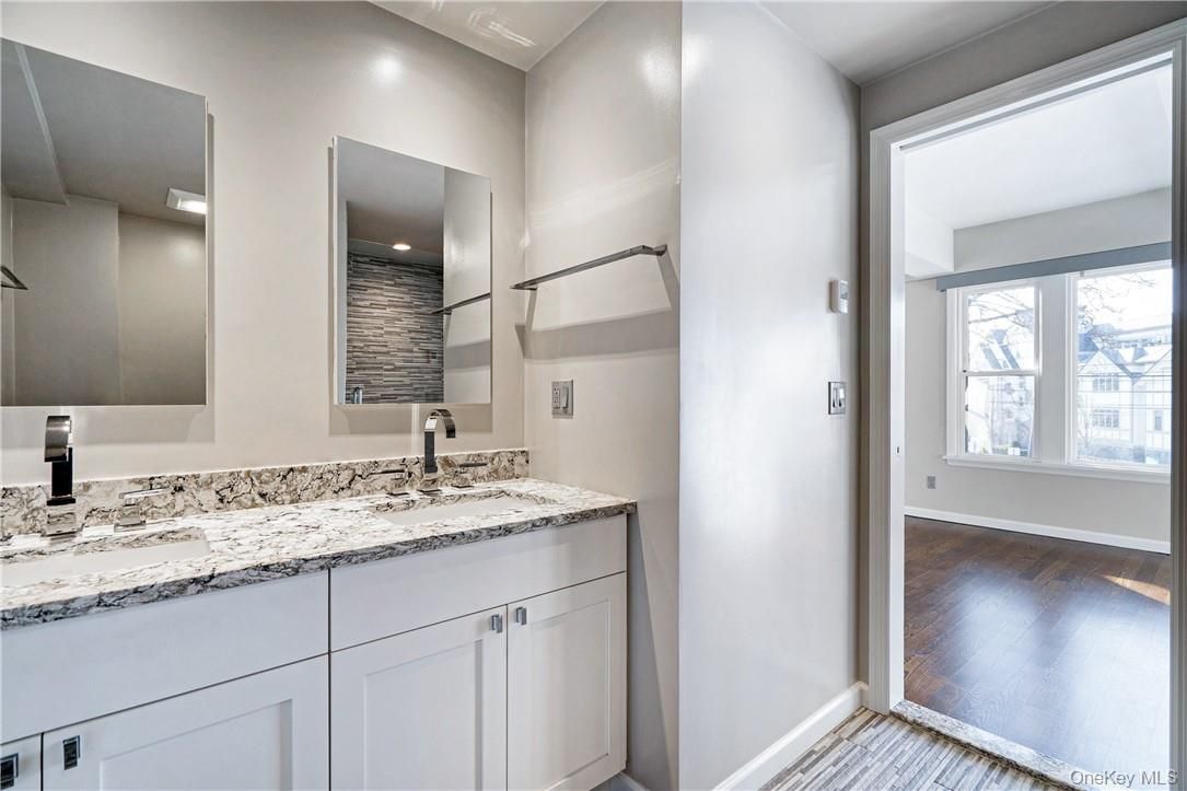 Bathroom, Dual Sink Vanities, Interior, Wood Texture Flooring