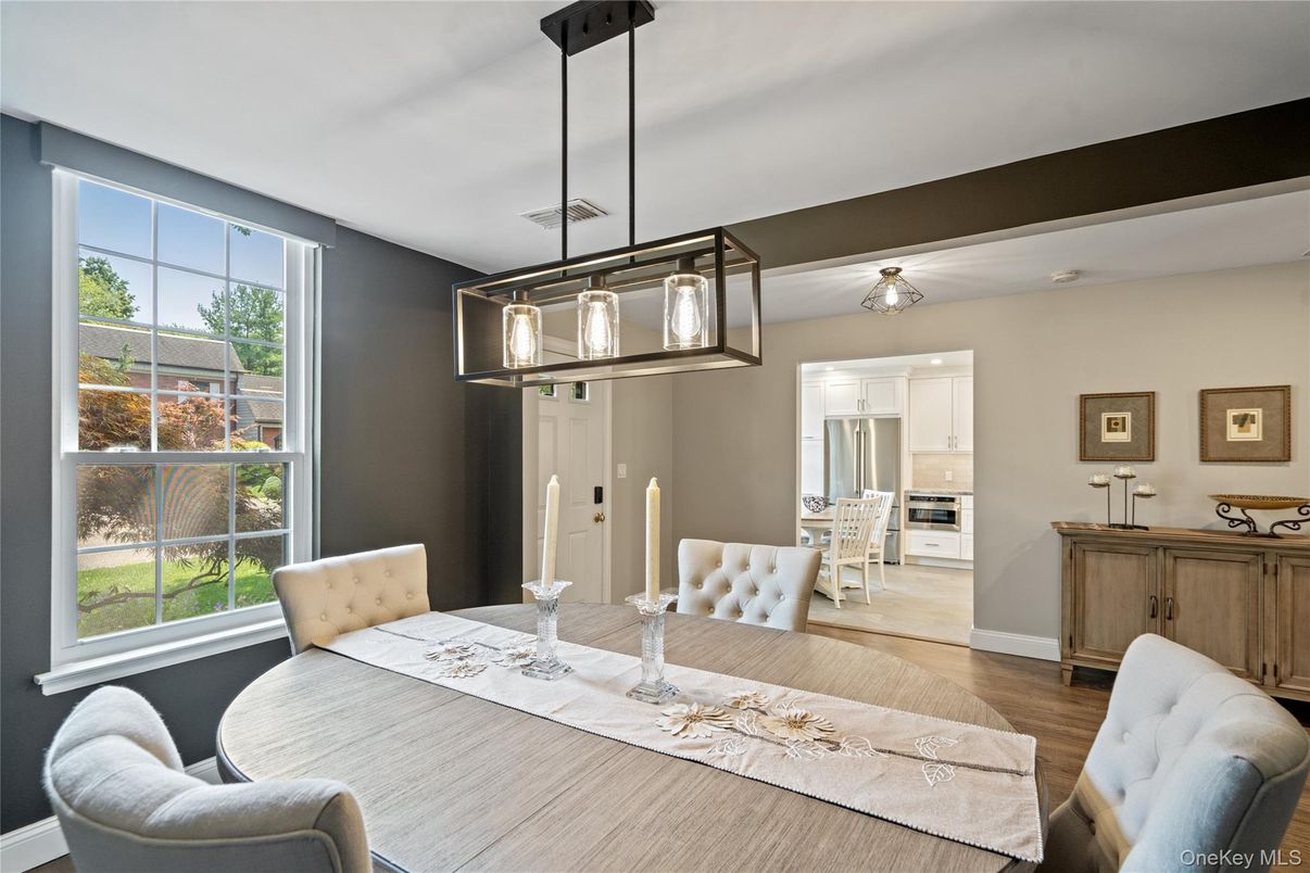 Dining room, Interior, Kitchen, Pendant Lights, Wood Texture Flooring
