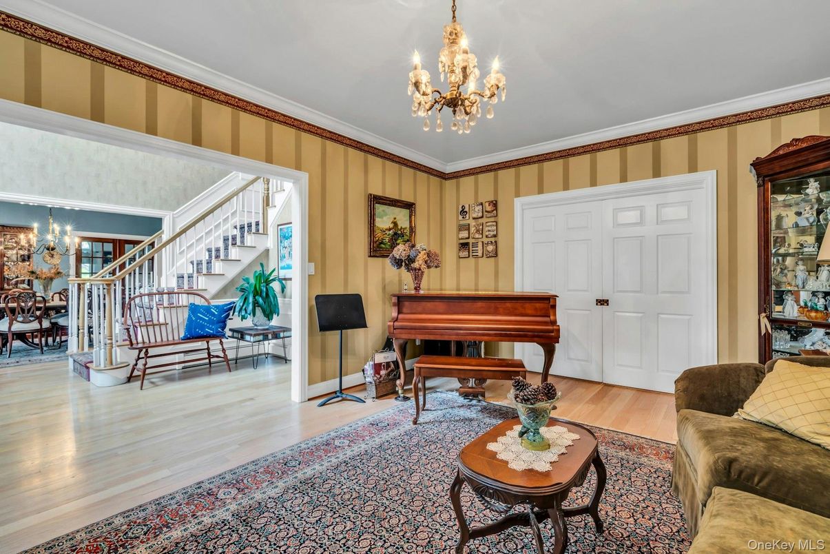 Chandelier, Interior, Piano, Wood Texture Flooring