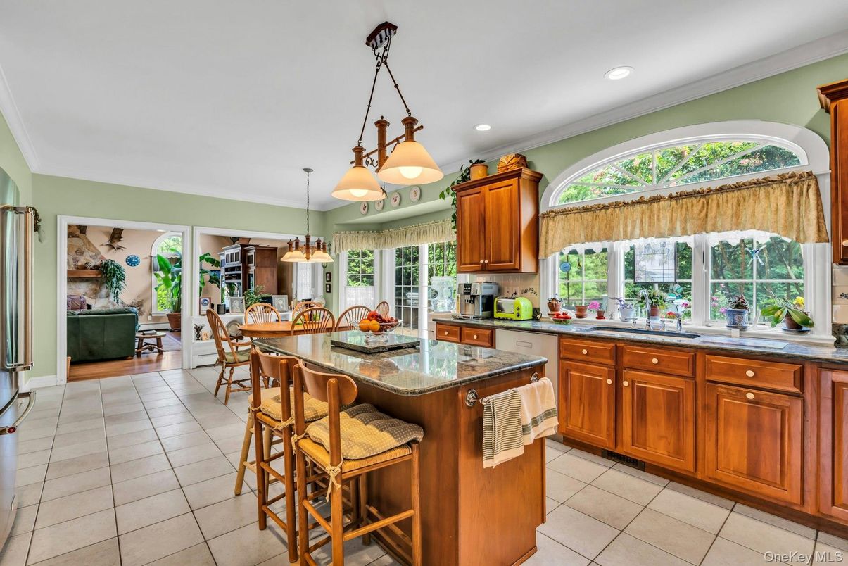 Dining room, Interior, Kitchen, Pendant Lights, Recessed Lighting