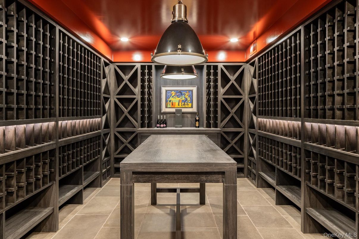 Interior, Pendant Lights, Recessed Lighting, Wine Storage