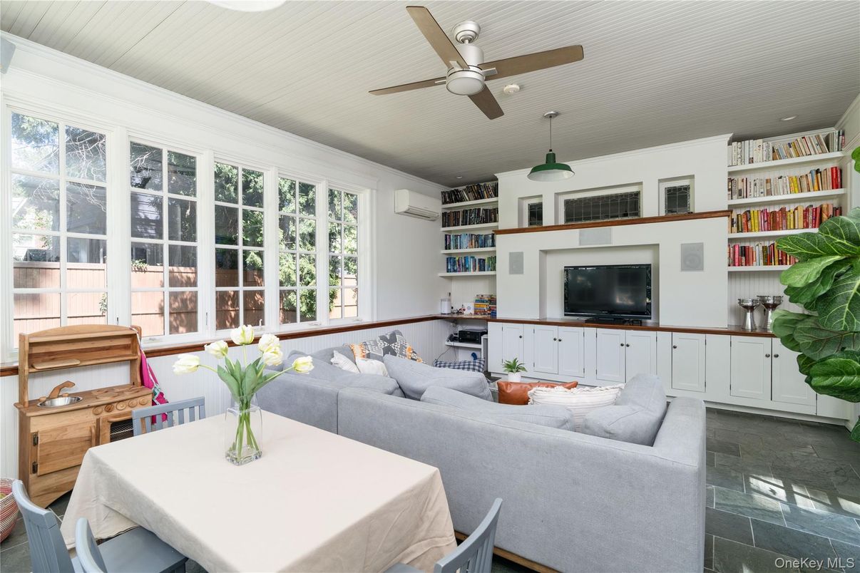 Dining room, Interior, Living room